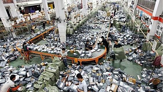 Europa se cansa de los paquetes chinos baratos y les aplica una tasa fija de 3 euros