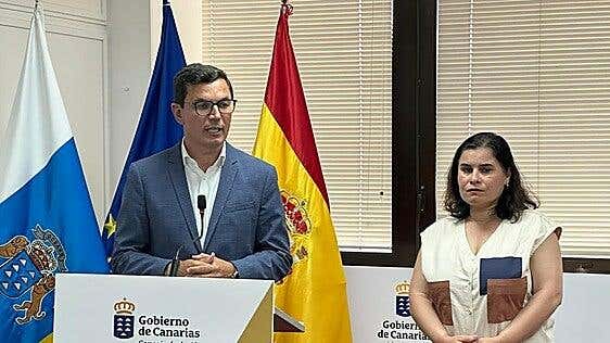 Canarias y la Fecam trabajan en desbloquear las trabas que ralentizan la construcción de vivienda