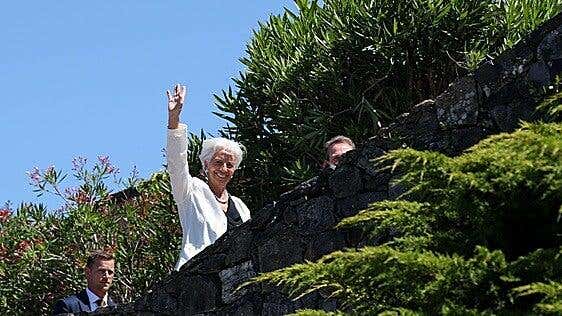 Lagarde ve menos riesgos en la inflación y aleja la posibilidad de más subidas de tipos en julio