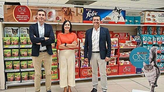 La Fundación DinoSol promueve el bienestar animal y presenta la campaña 'Juntos Dejamos Huella'