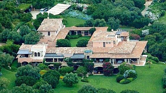 La familia real catarí compra la villa de las orgías de Berlusconi