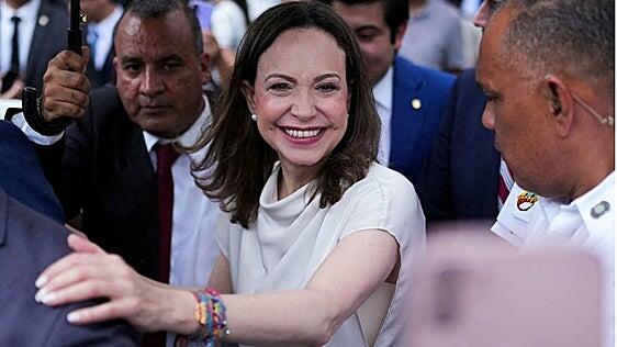 Crece la presión para que María Corina vuelva a Venezuela ante las reservas en Washington