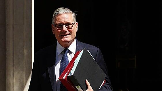 Starmer presenta el plan para adaptar al ejército británico a la guerra inteligente del siglo XXI