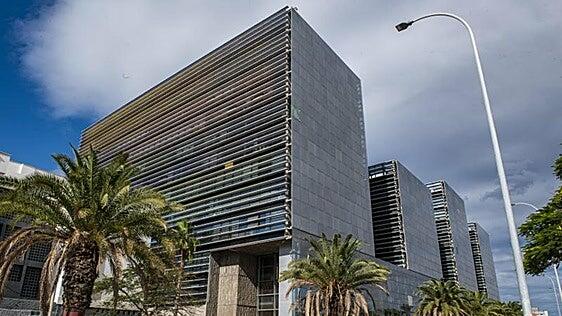 Acusan a un turista alemán de agredir sexualmente a una amiga durante sus vacaciones en Maspalomas