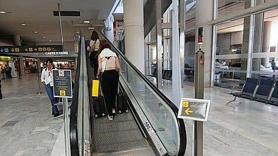 La movilidad en Guacimeta, de nuevo impropia para un aeropuerto puntero