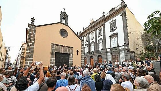 Una ruta gratuita en Vegueta invita a redescubrir las memorias invisibles de la ciudad
