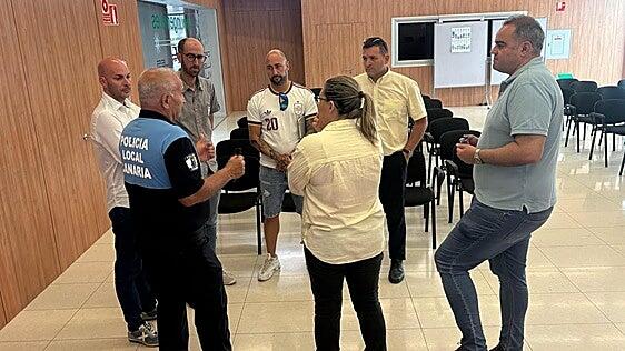 Ingenio refuerza la vigilancia policial en el aeropuerto para frenar el intrusismo en el taxi