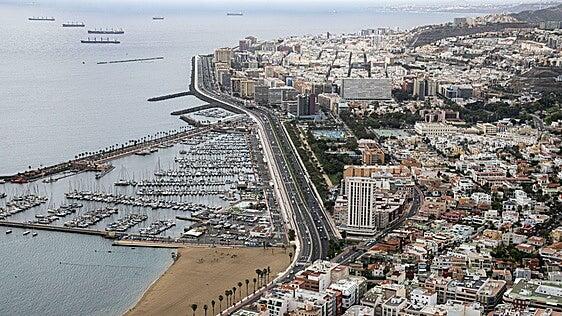 Una ciudad de Canarias entra en el ranking de las mejores de Europa para teletrabajar este verano