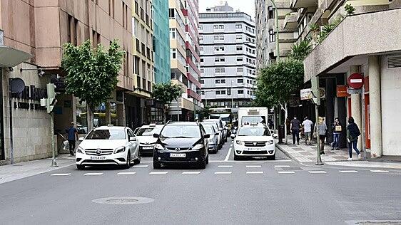 Obras nocturnas en Alcaravaneras: el asfaltado de Las Palmas de Gran Canaria avanza en las calles Néstor de la Torre y Valencia