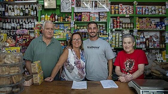 La tienda de Benjamín, más de 50 años surtiendo a Teror