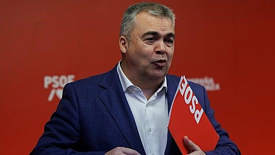 Anticorrupción vincula por primera vez fondos del PSOE a pagos relacionados con «presuntos delitos de corrupción»