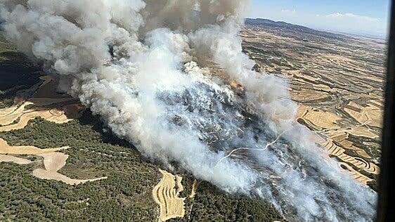 Un incendio forestal en Zaragoza alcanza casi 500 hectáreas