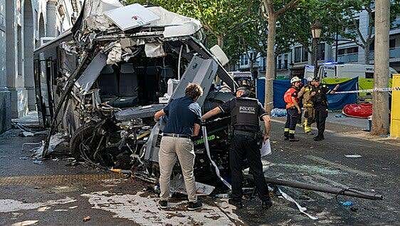 Al menos 46 heridos en un accidente de autobús en Lleida, cuatro de ellos en estado crítico
