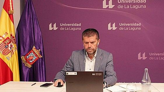 Primera universidad canaria en regular el uso de detectores de radiofrecuencia anticopia en los exámenes
