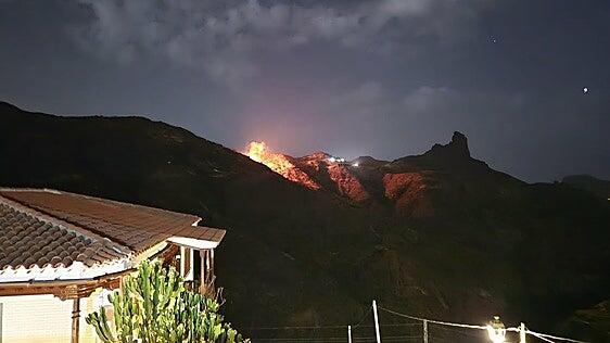 Controlado el conato de incendio en Las Moradas, en Tejeda, tras afectar a unos 2.000 metros cuadrados